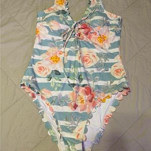 Cupshe XL One Piece Floral Bathing Suit